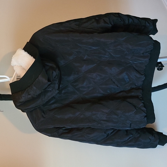 Forever 21 sherpa lined black bomber jacket - Picture 4 of 5